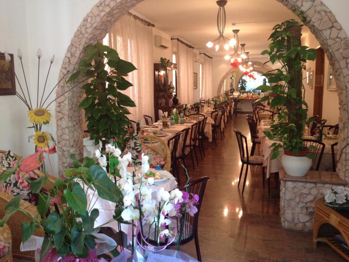 Hotel Pensione Ornella Cesenatico Exteriér fotografie